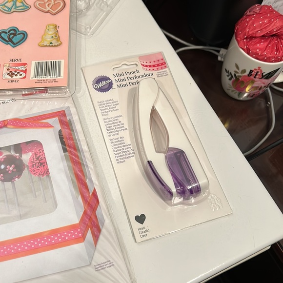 Wilton Candy Molds - Picture 4 of 6